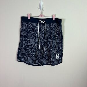 New York Yankees Blue Floral Swim Trunks MLB Baseball Mens XX Large